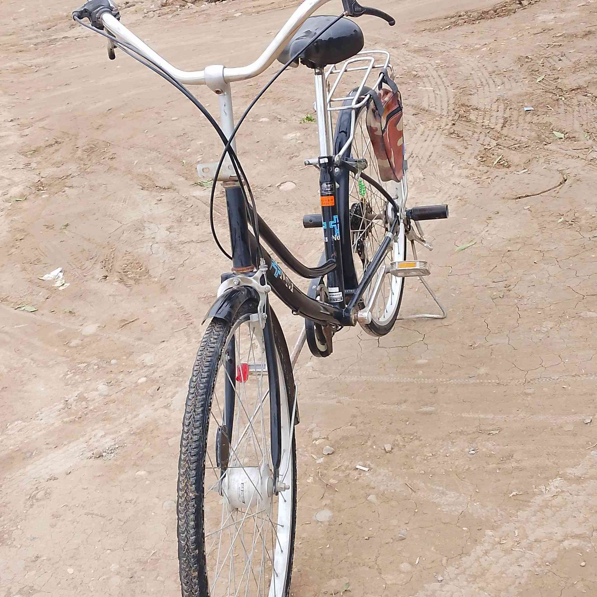 السلام عليكم بايسكل للبيع
