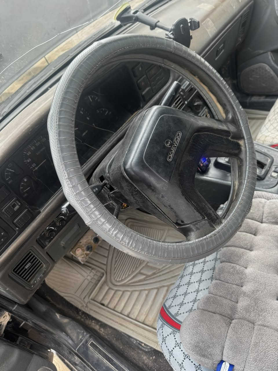 السلام عليكم

دايو برنس للبيع

گير اوتو

محرك مفتوح حجم 2000

رقم صلاح الدين دولي

سنوية بأسمي جديدة تنتهي بنهاية 2029

كهربائيات شغالة

باتري جديد 

طخم تايرات جديد 

محرك شرط لا تنقيص ولا تبخير

اي ضربة مابيها ولا خياس

السعر المطلوب 36 ورقة وبيها مجال للشراي 

الاستفسار اكثر مكاني تكريت 

هذا رقمي ***********

تحياتي للجميع
