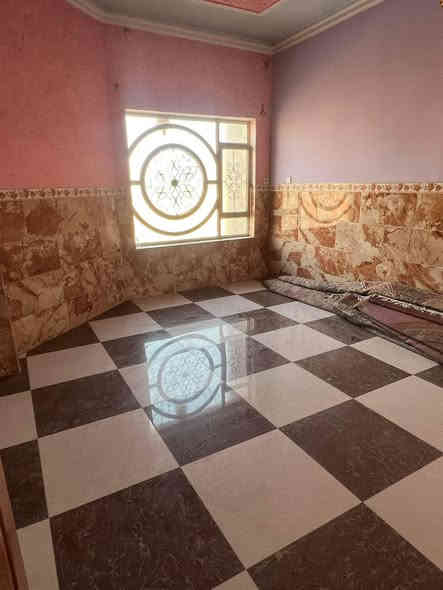 اعلان من #النيزك_للعقار لبيع وشراء الاراضي و الدور الزراعية والسكنية والمقاولات العامة 
--------------------------------------------
مشتمل للبيع  بموقع ممتاز 
موقع البيت - صلاح الدين - قضاء بلد - الجويدة ..خلف دار الاستاذ سلام راتب 

يتكون الطابق الارضي 
-استقبال
- غرفة
- مطبخ 
- صالة كبيرة
- صحيات 
-منور 

يتكون الطابق الثاني من 
غرف عدد 2 

مساحة البيت : 100م 

📄 نوع العقار : طابو صرف

--------------------------------------------
للاستفسار والتواصل : *********** - ***********

او زيارة مكتبنا الكائن في - صلاح الدين - بلد - شارع الامير - مقابل عيادة الدكتور قاسم حاتم
