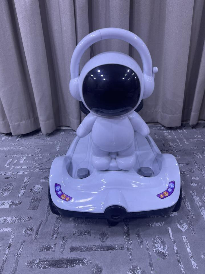 للبيع السيارة البنفسجية والبيضة ب40
الحمرة 20 المرجوحة 20


**إذا كنت صاحب هذا الإعلان وتريد حذفه لأي سبب، رجاءا أرسل رسالة إلى الدعم الفني**