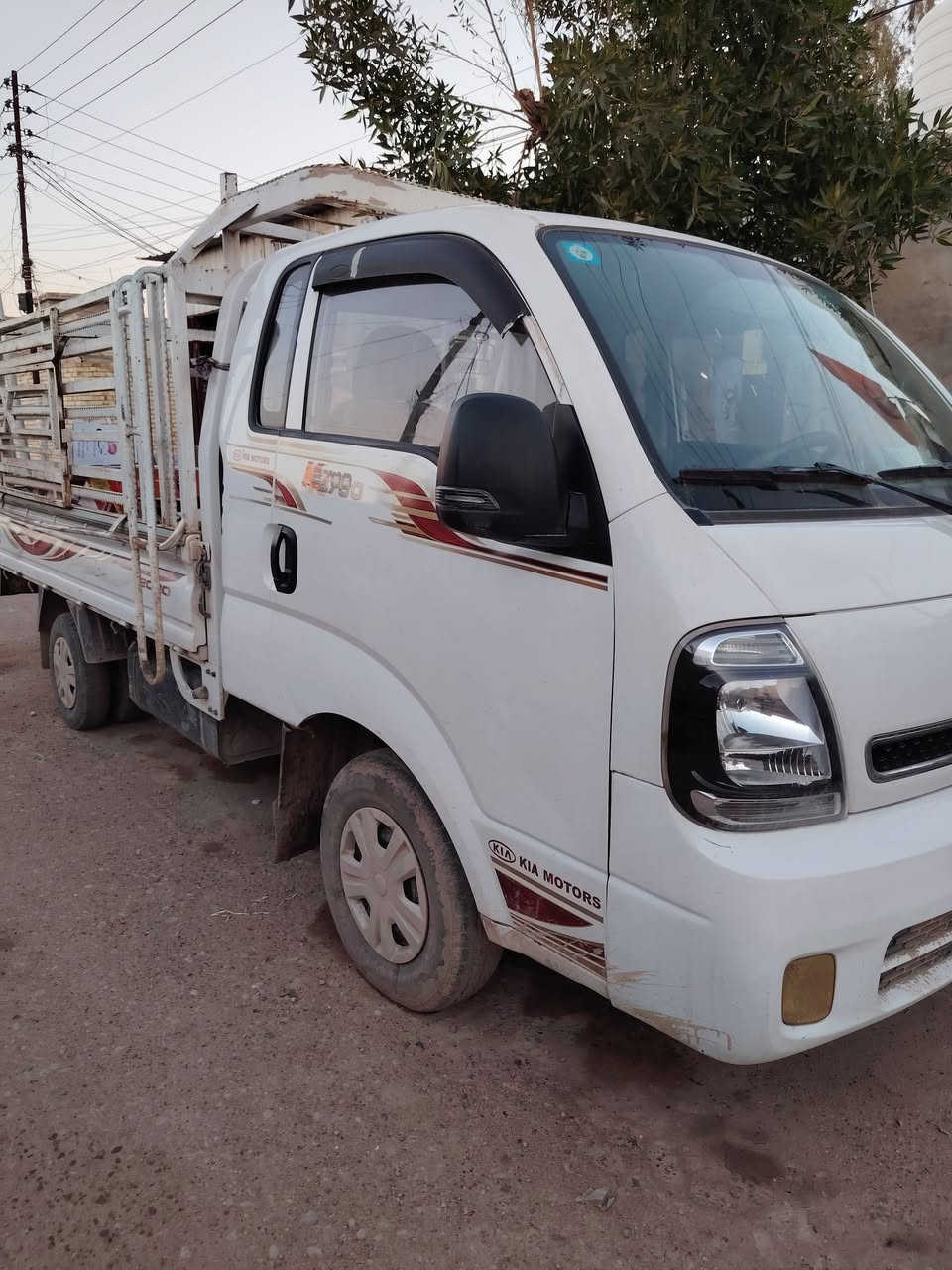للبيع كيا حمل موديل 20
***********
