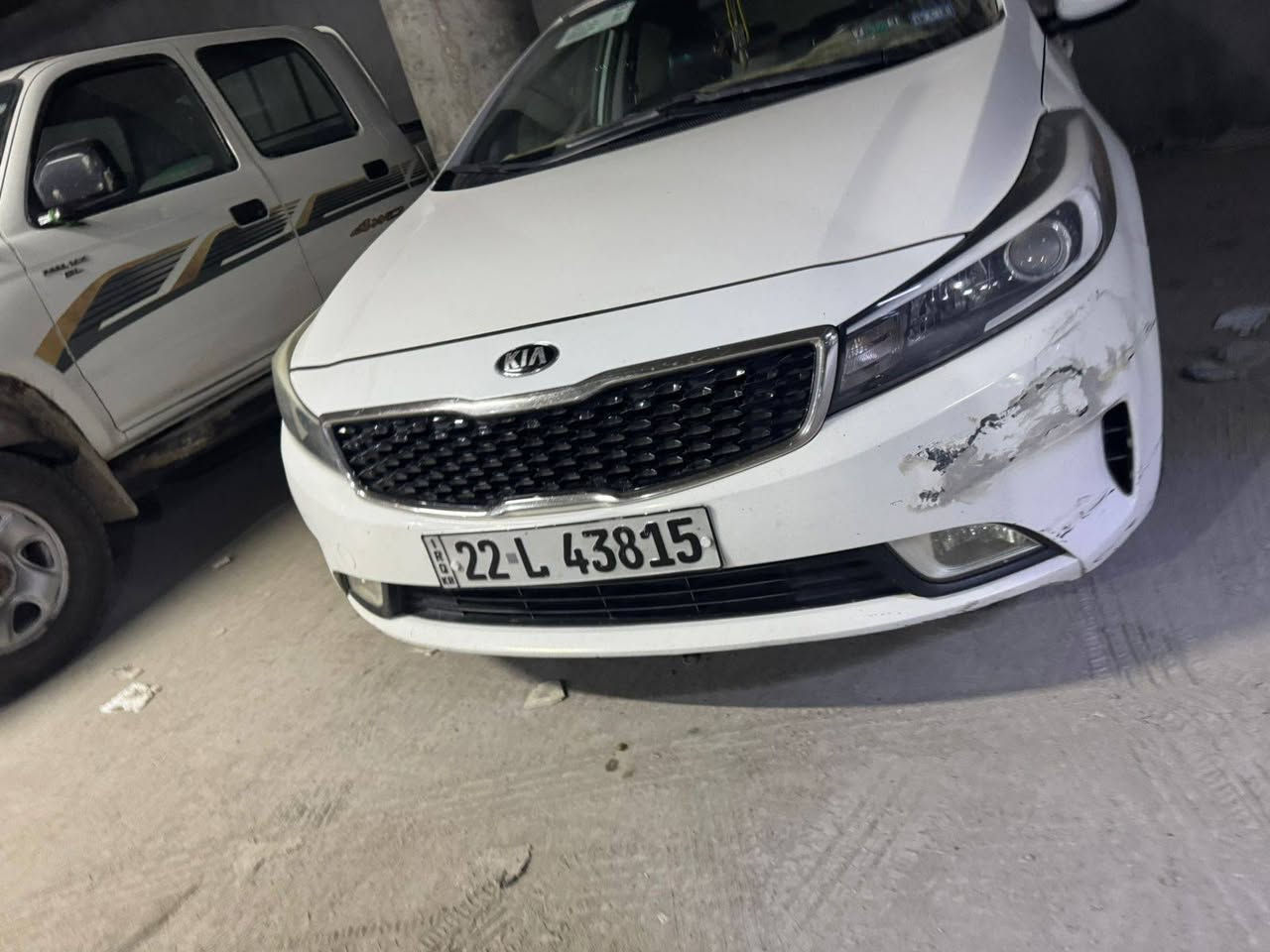 سلام عليكم فورتي مديل ٢٠١٧ وارد امريكي صور الضرر مرفقه بلمنشور بدون تبديل السيارة رقم اربيل بسمي تحويل ثاني يوم ماشيه ١٣٠ مكينه ٢٠٠٠ دوش المرغوب كير ايتي سيارة جاهزة بدون اي نقص مكاني بغداد ***********.   السعر ١٢٦ وبيه مجال قليل للشراي
