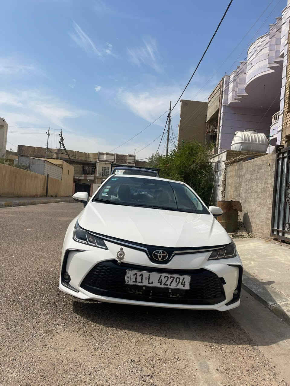 السلام.  عليكم
كورلا هايبرد خليجي

موديل 2024 ماشيه 47 الف كيلو متر 

فول مواصفات 

شاشه كبير +كار بلاي

فتحة +فول تحكم ستيرن 

عداد الكتروني

3وضعيات قيادة

اشاير بل مرايه 

رادار امامي + خلفي 

تحديد مسار 

سايد بريك بصمة 

اوتو هولد  نظام Ev 

تبريد قطعتين 

السياره مكفولة من الصبغ والبارد فقط رصعه كلش صغيره بلبنيد 

مدوشمه ارضيه وسفاري 
عازل حراري للجام نوعيه جيده 

مكان السياره. فلوجه 

***********

واتساب ***********
