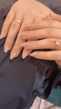 لعنوان سوق صغير شارع لطباء مقابيل عيادت ابو نايله ‏‭ 0774 865 6980‬بنات هاذ رقم لحجز
