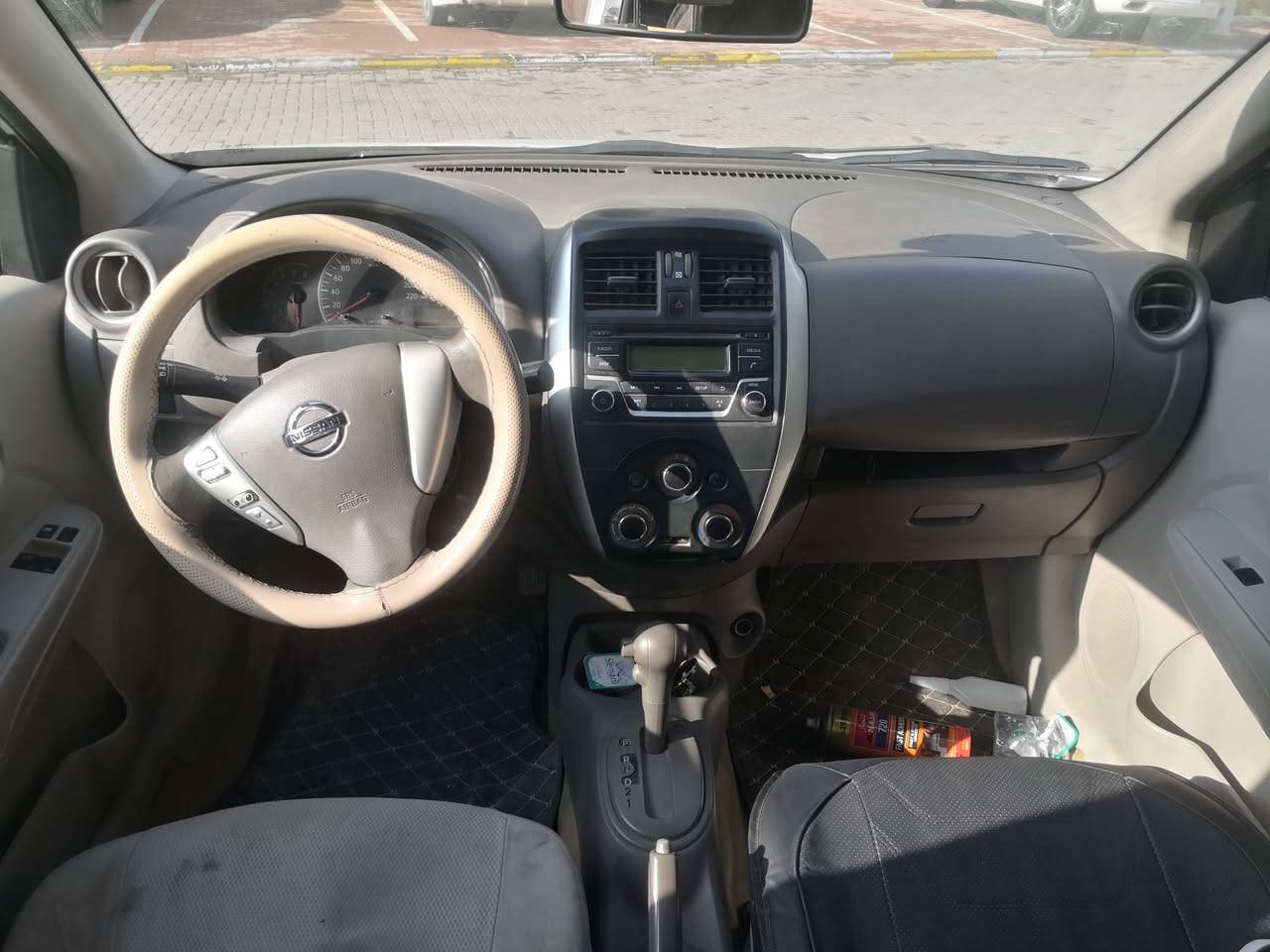 ‎نیسان سەنی لاکشمی بای : مۆدێل 2016
‎حەوت پارچەی بۆیاغە گێڕ و مەکینەی نەکراوەتەوە برغوی بانەدراوە زۆرپاک ماوەتەوە سەیارەکە حەوت سالە لای خۆمە هیچ عەزیت نەدراوە بەناوی خۆمەوەیە سەنەوی و ژینگەو ڕێگاوبانی هەتا 2028 تازەیە گێڕ و مەکینە و تەبرید و بەناوکردن و غرامە هەمووی بە شەرت     
‎سـعـر  قوفلی  79 گەلا   
***********
