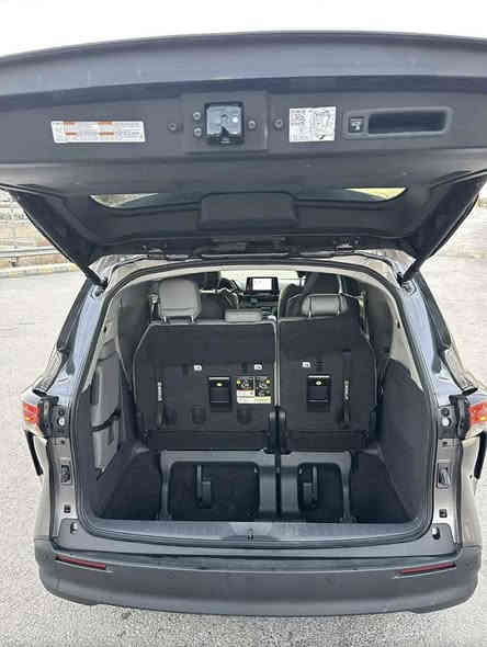 سلام عليكم من رخصه الادمن سينه موديل ٢٠٢٣السعر ٢٥٥مع المجال الاتصال *********** غير متواجد ع الفيسبوك
