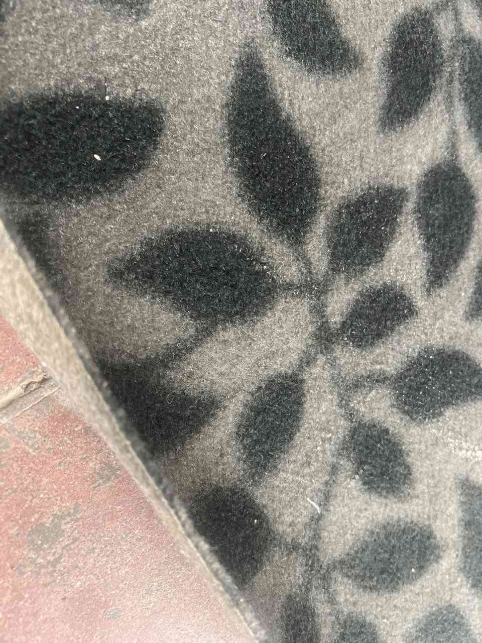 كاربتات 3 قطع نوعيته مثل صوره خفيف صيفي نظافه 100‎%‎
قياسهن 3*4 سعر 15
  قياس 2*3 سعر 10
 قياس 3*3 سعر 13

كلهن ب 35 الف
ممان مدينه الصدر


**إذا كنت صاحب هذا الإعلان وتريد حذفه لأي سبب، رجاءا أرسل رسالة إلى الدعم الفني**