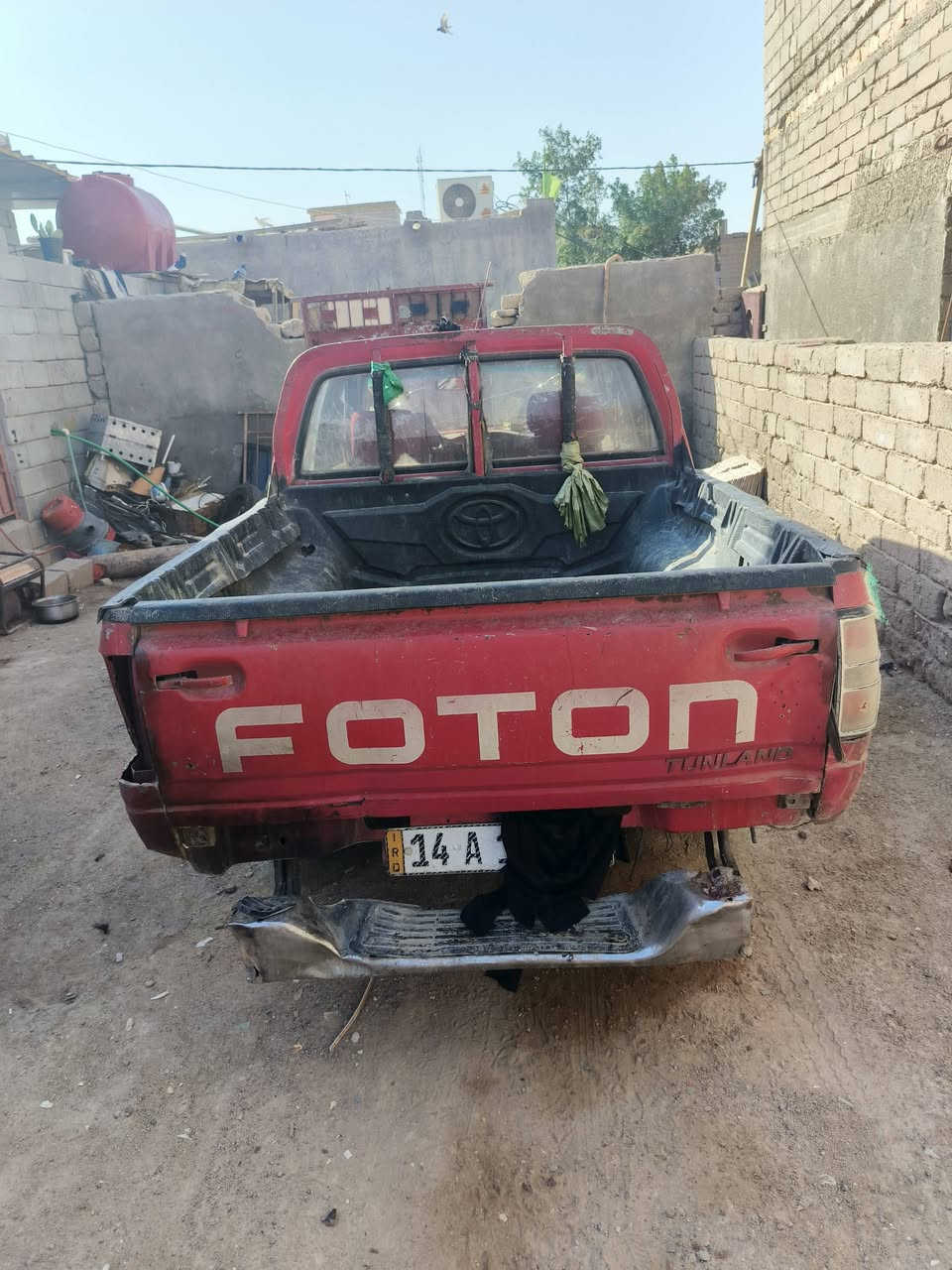 ا سلام عليكم سياره فتون للبيع رقم نكليزي بسمي سنويه للتلاثين مكينه توني شادها صارلها شهر كشرتها شوف العين تجون وشوفون بعينكم سعرها 25 وبيها مجال  شراي بخدمته مكاني البصره قضاء القرنه شراي يتصل ع رقم *********** رقم بيه وتساب
