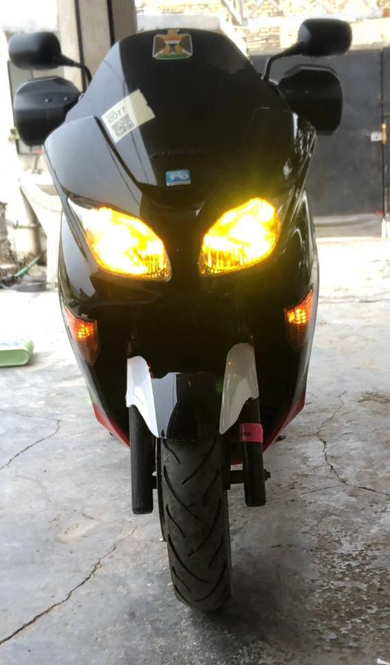 اريد مراوس ب كير 2025 / فورزه 0/9 كرستال بصمتين سوية طوارئ تدفؤه يدات كير شغال دايت اصفر وأيض زنون اصلي نضافهالكفرات %90 بيها شخوط بسيطات بانزين محسن دهن MOTUL حماوه نص ثابته الدراجه خير من الله كهربائيات كلها شغاله مابيه أي نقص السعر خاص  واتساب فقط ***********. الدراجه مكفوله من كلشي
