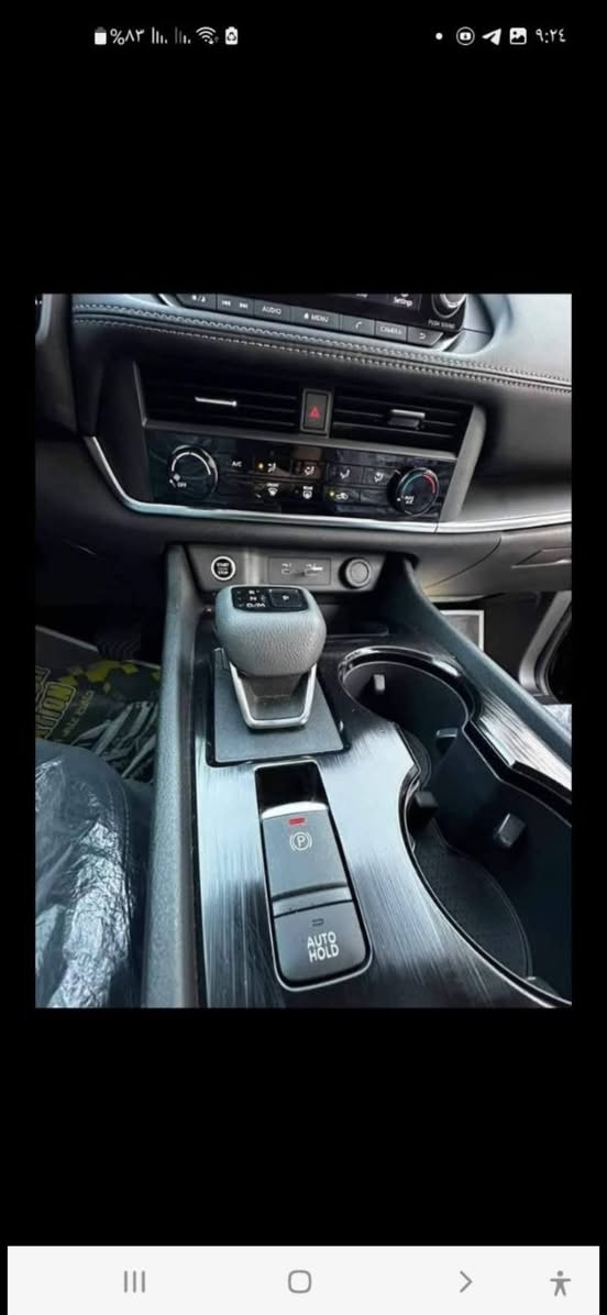 سلام عليكم نيسان روج موديل 2023 بدون تبديل اي قطعة ضرر خشم البنيد فقط  سنوية جديده هزة جديدة رقم بغداد نكليزي السيارة اخت الجديدة ماشية 44 مكان بغداد السعر 175 وبية مجال للاستفسار ***********
