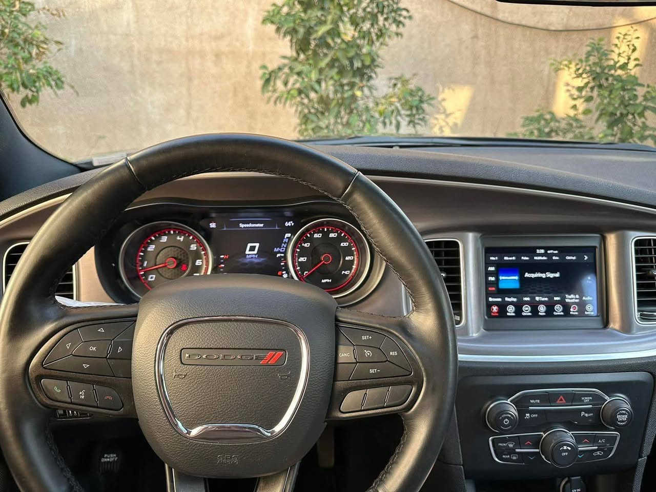 للبيع جارجر موديل 22
SXT blus

فول مواصفات كشنات جلد تدفئه وتبريد +خزن مع فتحة سقف ماشيه 200 الف
الضرر اربع قطع 2باب خلفي تبديل و اثنين چاملغ خلفي تصليح
السياره بأسمي

السعر 220$

للاستفسار اكثر ***********
