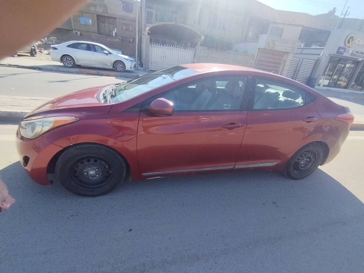 السلام عليكم النترا ٢٠١٢ امريكي بية سونار موضح الصبغ
بل السونار كير  مكينة تبريد خير من الله السعر 92 وبية مجال ***********
