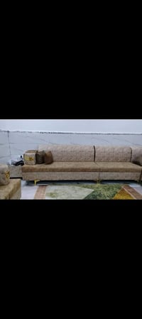 ديوان 10 مقاعد • نظيف • ما بيه ضرر