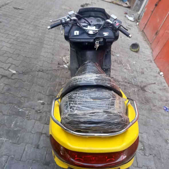 سلام عليكم دراجه ماجسته خير من شرط مكينه ناعمه متنسمع دراجه مال جناي دراجه خير من الخير اشاير لايت زنون  هورن كيج حماوه رون سرعه كله شغال مال جناي دراجه شرط ترايك بيها وين متريد مكاني بغداد شراي يتصل او خاص *********** سعرها 475 مناسب كلش بغداد
