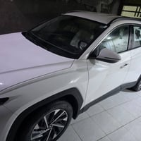 توسان موديل ٢٠٢٤ رقم بغداد تحويل مباشر ماشية ٢٣ الف فول مواصفات ماعدا ...