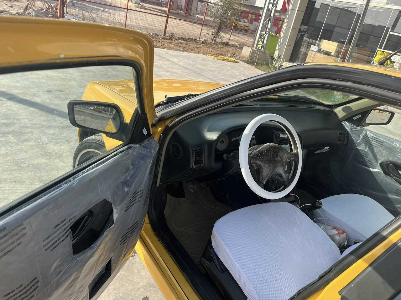 بيجو بارص 2015 حرة بسمي رقم بغداد سنويه جديدة حداديه جديدة المامي والخلفي جديدة دوشمه جديدة ما بيهة كل نقص بيهة صبغ بالجاملغ الخلفي فقط مكينه كير تبريد❄️❄️ كل نقص ما بيهة سعر 48بيهة مجال بسيط مكان سيارة الديوانيه 📞📞☎️ ‭***********
