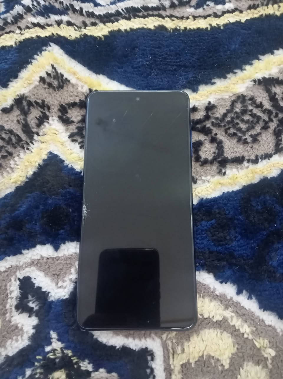 السلام عليكم للبيع جهاز بوكو اكس برو جهاز نضيف ومستخدم سنه جهاز جدن نضيف وبلعافيه عل ياخذه بي كسر بصيط بشاشه سعر 125 وبي مجال مكان نجف *********** تصل
