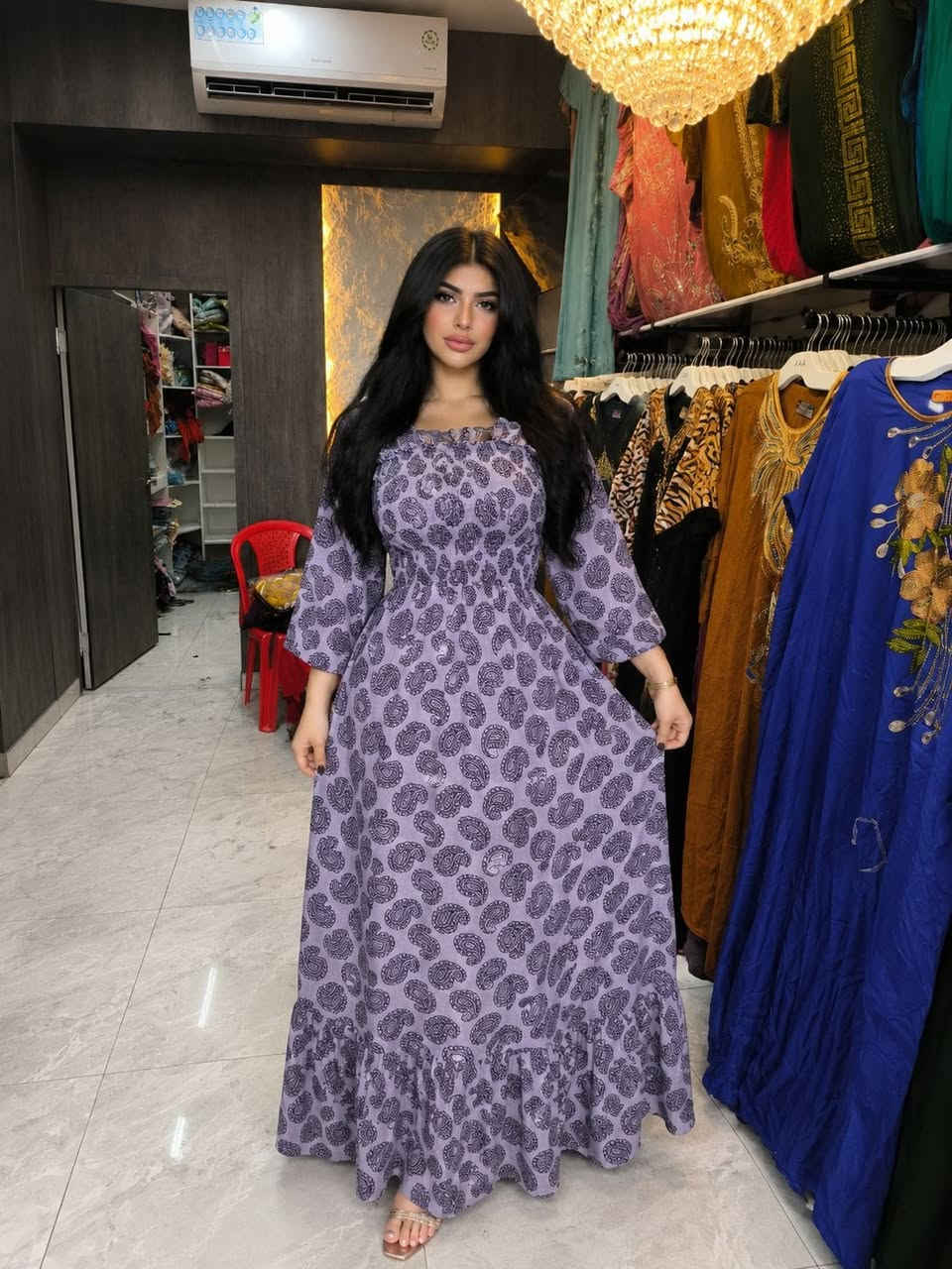 بنات صالح   
القياسات : فري سايز يلبس من وزن 45 الى وزن 100 كيلو  
قماش صيفي بارد


**إذا كنت صاحب هذا الإعلان وتريد حذفه لأي سبب، رجاءا أرسل رسالة إلى الدعم الفني**