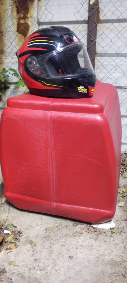 سلام عليكم شبابنه الطيبه
صندوك دلفري للبيع جديد و خوذا 

المكان بغداد العامرية 

السعر 65 ثنينهن 

*********** بي واتساب 

*********** بي واتساب
