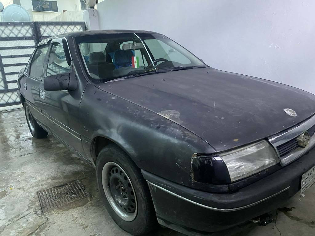 ئۆبل فیکترا مەکینە ١٦ مۆدل ١٩٩٢ سەنەویی 2024 وەرە قەی بەنزینی هەیە یەک بستی کیی هەیە  سعری 30 وەرەقە  مەجالی کەمی هەیە عینوان کرکوک *********** كركوك, العراق
