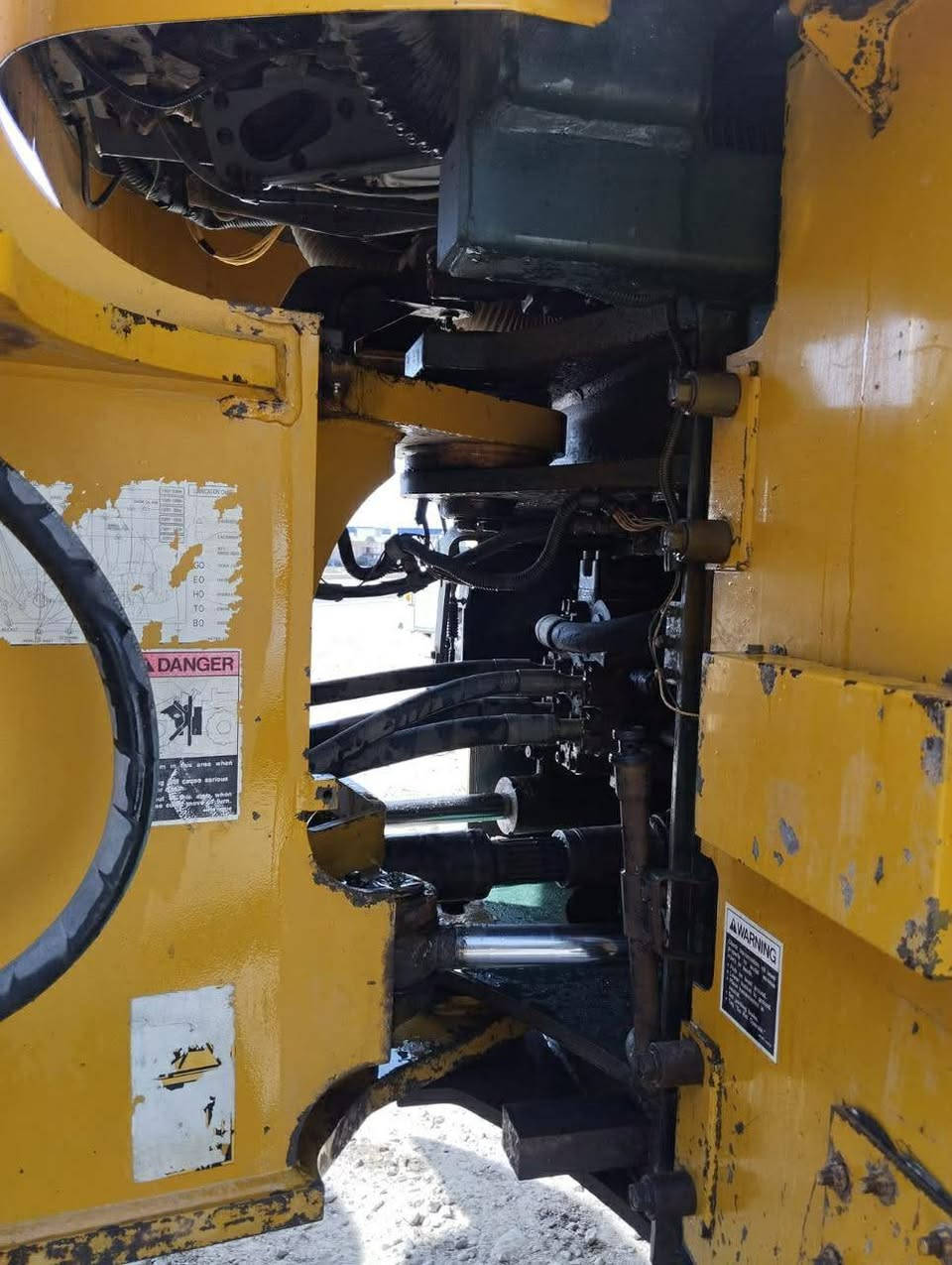 ‬‏شفر کاوسکی مودیل 2008  یابانی اسلی تایرات شریکە 8000ساعا ماشی مابی سبغ قترە دعامی ل کیلە بشرطرقم تلفون‏‪0750 450 1404
