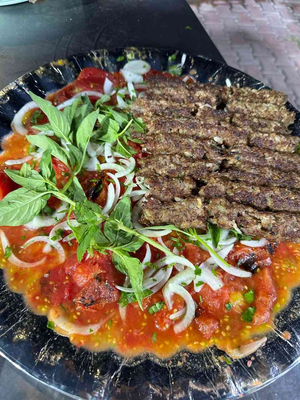 مطعم الميزان
شوي طليان ، طبخ مناسبات، كباب على الساطور 
حياكم الله وكل الهلا

رقم الحجز ***********
