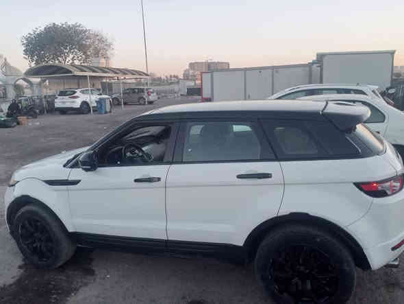 سياره رانج روفر 12 ضربتها بابين وجاملغ ومصبوغ احزام عنوان الاعظمية السعر 105وبيه مجال الشري رجان رجان المو شاري إلا يتصال ولا تكسر بحلال العالم  رقم ***********
