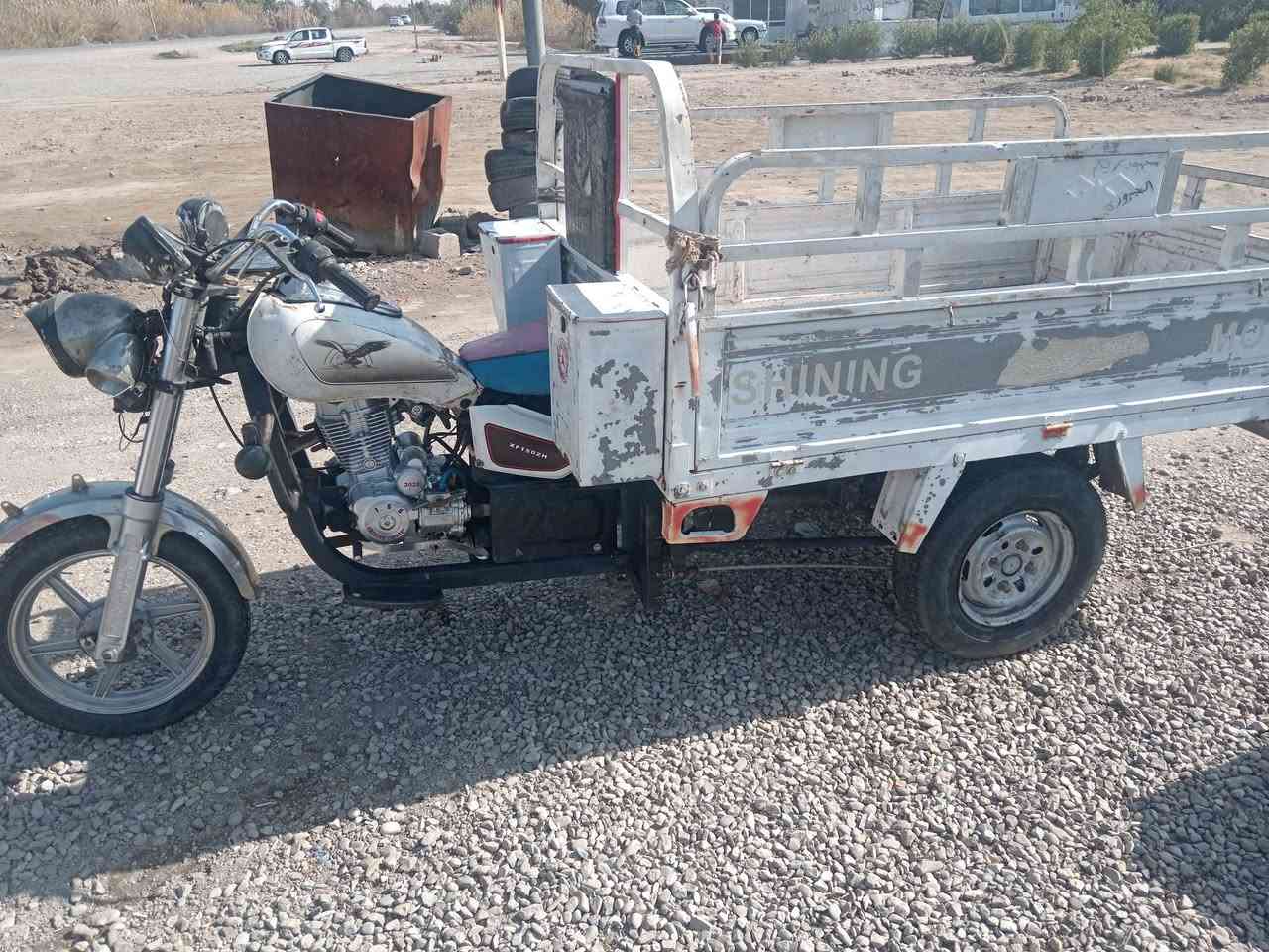 سلام وعليكم ستوتة ام الطير موديل ٢٢ ستوتة ماناقصهة اي شي مكاني المقدادية الهارونية السعر مليون ومية وبيهة مجال ***********
