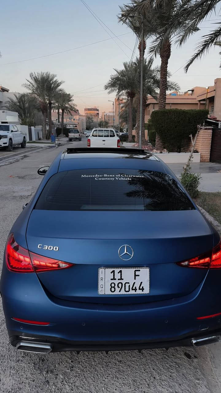 للبيع 
مرسيدس C300 
وارد أمريكي الموديل: 2023
Amg. كت كامل بلادي مالته 
 • المواصفات:
 • فتحة سقف بانوراما 
 • خمس كاميرات
 • رادارات محيطيه
 •فورماتيك
 • دشبول خشي صاج
 • داخل اس كلاس 
 • مقاعد amg جي كلاس
 • ماشية:٧ الف 
 • محرك 4 سلندر تيربو – اقتصادي وقوي
 • بصمة أبواب
 • تسخين كراسي أمامية
 • شحن وايرلس 
 • انطمة قيادة (eco,comfort,sport,sport+,individual)
 • نظام حفظ وضعيات الكراسي (Memory Seats)
 • كراسي كهرباء
 • مرايات كهربائية تطوي
 • رادار بالمري
 • ستيرن تدفئة
 • تحكم ستيرن وقيادة ذاتية
 • شاشة كبيرة ايباد 
 • نظام ملاحة (Navigation)
‏ • Apple CarPlay & Android Auto
 • نظام صوتي Burmester
 • إنارة داخلية ملونة (Ambient Lighting)
 • نظام مراقبة النقطة العمياء
 • رادار أمامي – تنبيه تصادم
 • نظام تتبع المسار / تنبيه الخروج من المسار
 • كاميرات 360 درجة + حساسات أمامية وخلفية
 • كشافات LED أصلية
 • تبديل ناعم – كير قوي
 • السيارة نظيفة كلش
 •  سياره مغلفه ppf ضمان ٧سنوات
رقم هاتف *********** بغداد, العراق

