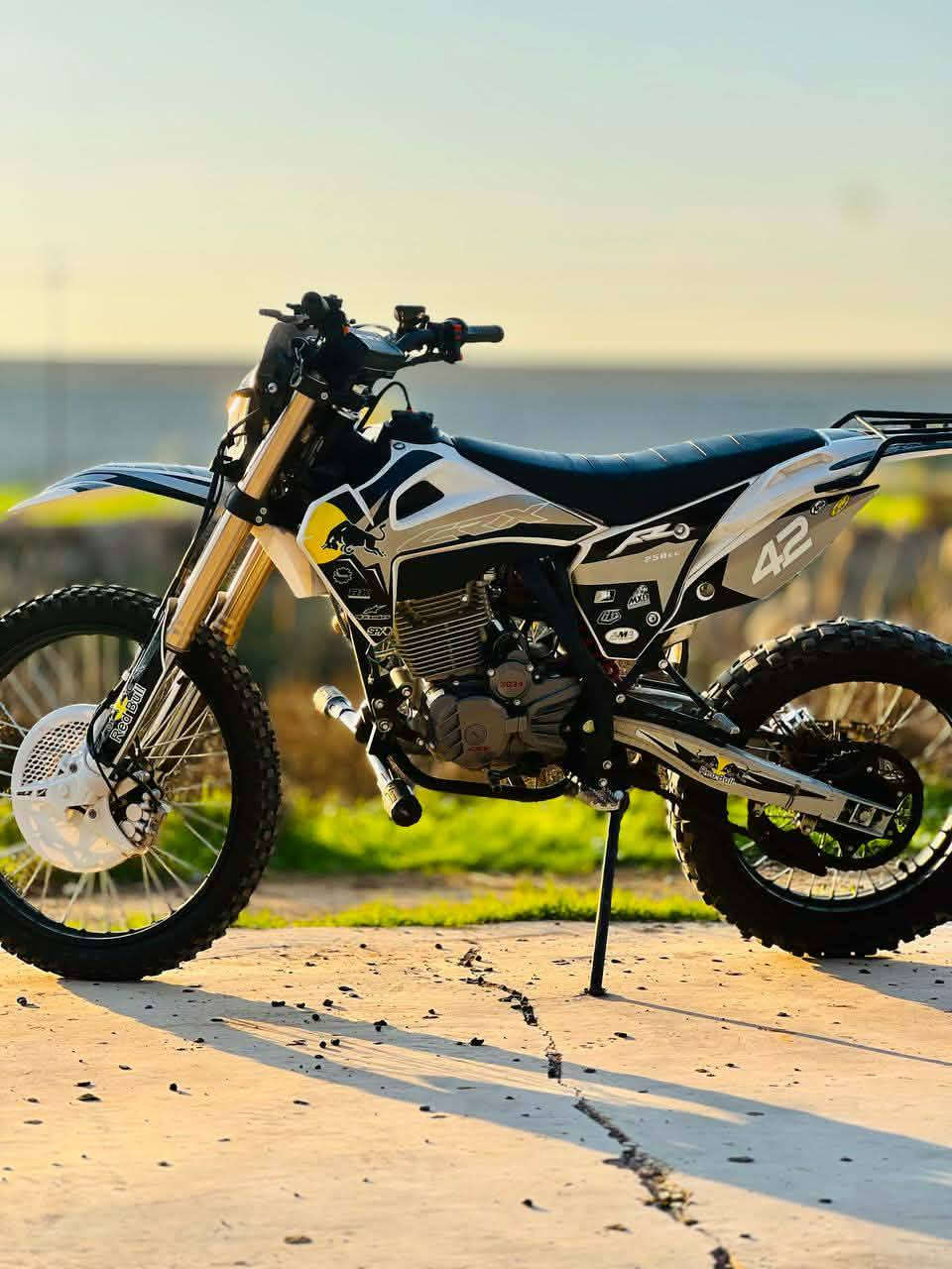 السلام عليكم قفاز البيع مكينه 250 صبانه ما مضروب اي عيب ما بي متواجد فيس رقم مبايل ***********مكاني كركوك
