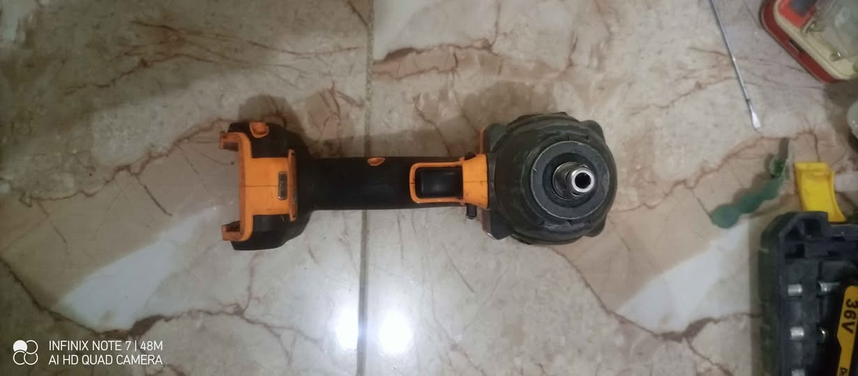 دريل لقمة برشلس ٨٥٠ نيوتن ماركة انجيكو بدون اي ملحقات مفتوح فقط مبدل راس اللقمة فقط ومخليلة راس لقمة امباكت وحجم قياس نص وشرط الشغل رايدة ب٧٠ وبي مجال للشراي ترة سعر الجديد بدون ملحقات ١٠٠ الف تقريبا النجف, العراق


**إذا كنت صاحب هذا الإعلان وتريد حذفه لأي سبب، رجاءا أرسل رسالة إلى الدعم الفني**