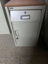 خزانة • بهالشكل