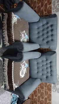 تخم 10 مقاعد نضيف جدآ سعره 250 نهايته واكو توصيل بي واتساب 07500522459