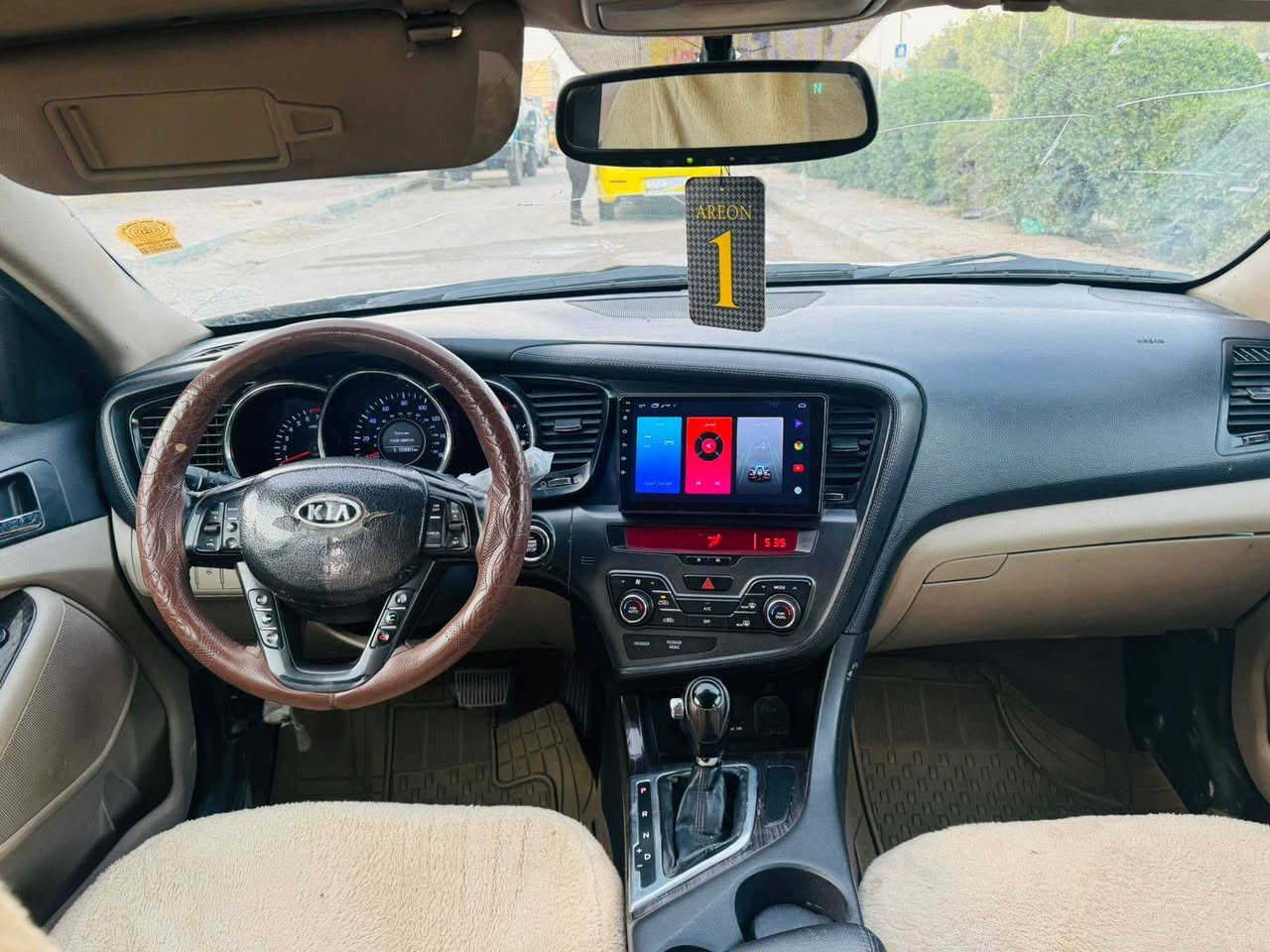 السلام عليكم
اوبتماء لبيع
مديل 2013
مكينه وكير وحداديه خير من الله
تخم تاير
تبريد ثلج
فول بصمه
السعر ٩٥ وبيه مجال 
رقم مثنئ بسمي
بيه رشات صبغ
الاستفسار ***********
