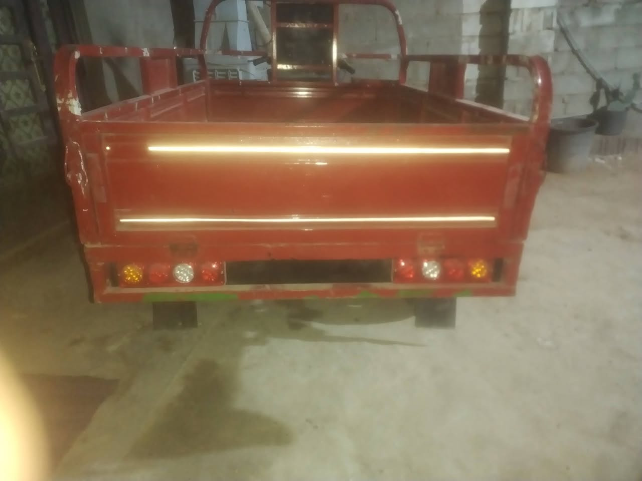 سلام عليكم ستوته البيع اورق استنساخ السعر ٩٠٠ وبيها مجال مكان كربلاء الاستفسار ***********
