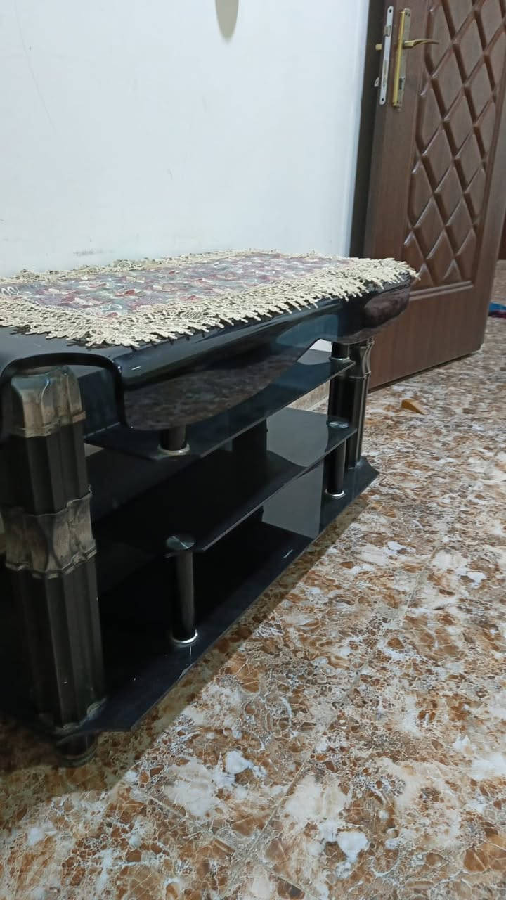 للبيع ميز كزاز مرتب  رقمي ***********
