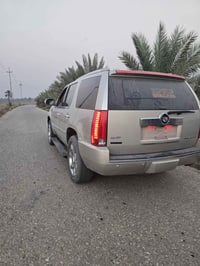 اسكاليد • ٢٠١٠ • محرك بكفالة