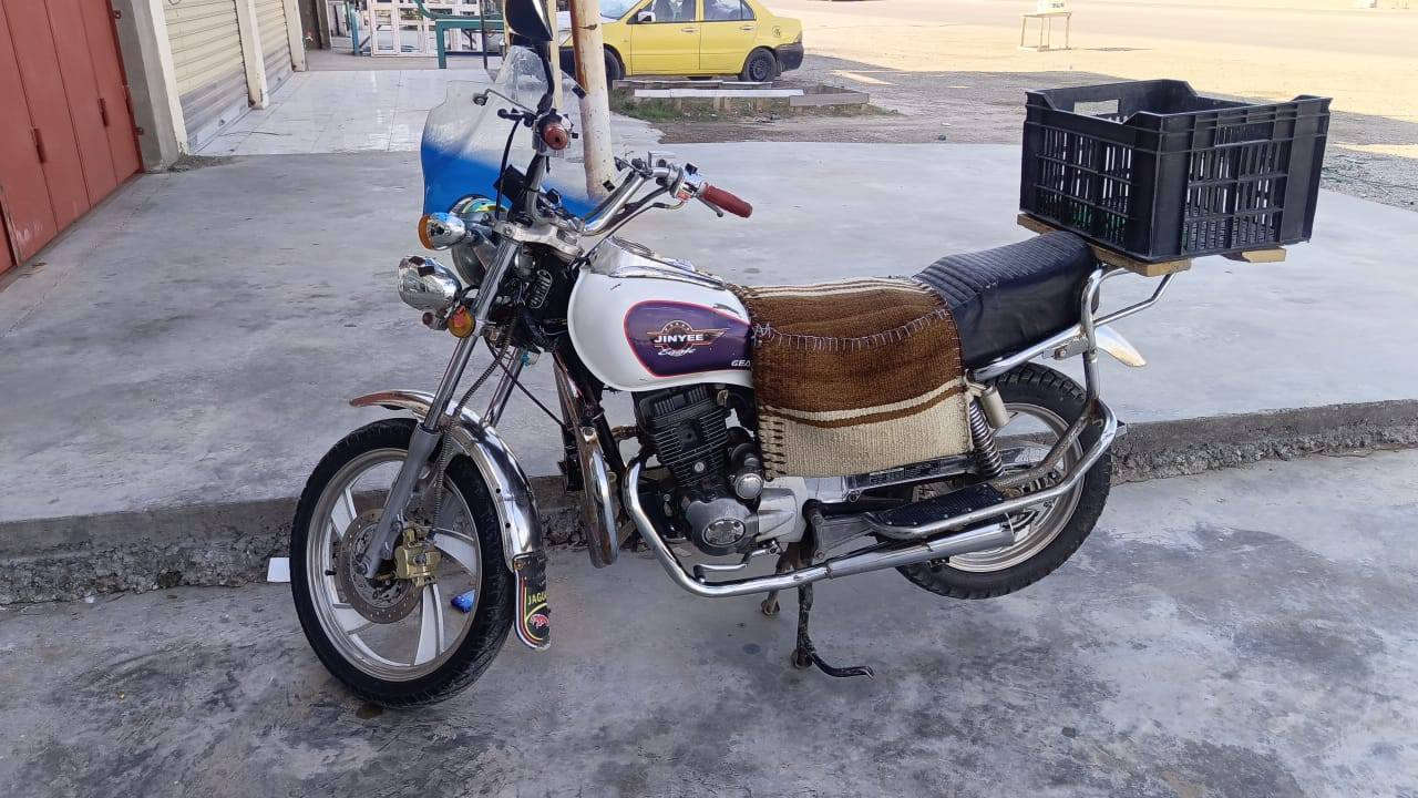 السلام عليكم دراجه جني للبيع موديل ١٥ كلها شغاله مابيهه اي نقص أوراق كامله مكمله من شاصي وكير ومكينه وجديده مامتعوبه نقصهه بس صفاحيه سعرهه ٥٠٠ وبيهه مجال قليل مكانها ديالى شهربان استفسار عل رقم ***********
