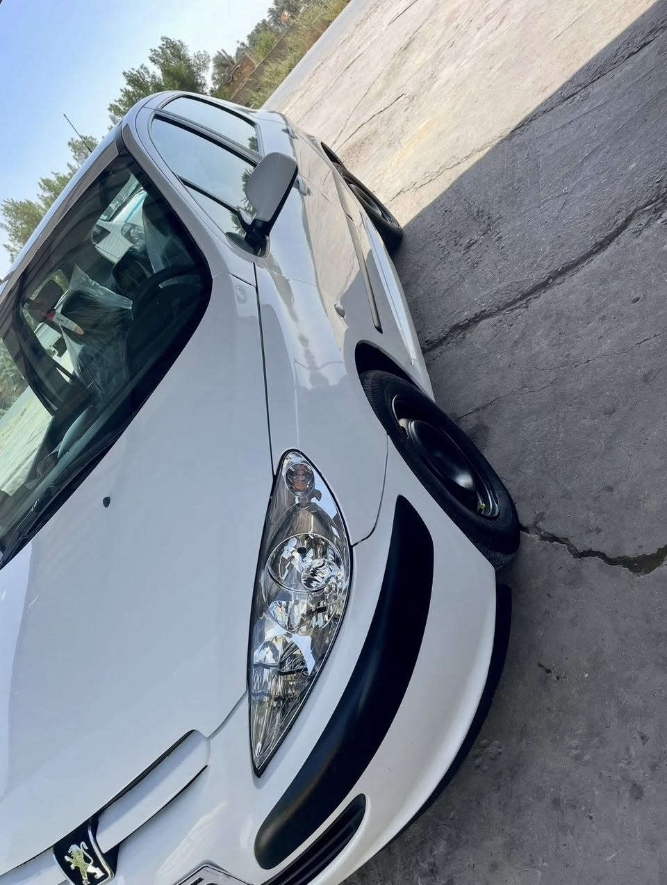 السلام عليكم بيجو 307 موديل 2005جدبده ماشيه 114 الف محرك گير حداديه ممتاز دواخل عل الشركه تخم تاير جديد كود الشركه سويج ريمونت الشركه كهربائيات عل الشركه اي چطل مابيه حتى جوّزة بلاديه عل الشركه رقم بغداد انگليزي اي نقص مابيه السعر 58 تلفون *********** بي واتساب الشراي يتصل
