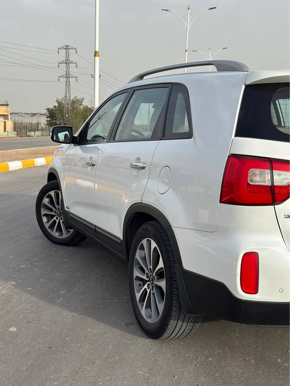 السلام عليكم 
سورنتو ٢٠١٤ خليجي ٦ سلندر فول مواصفات بانوراما للاخير السيارة جيديدة بحالة الوكالة ماشية ٣٠ الف حقيقي 
سعرها ٢٢٠ للاستفسار اكثر الاتصال ع الرقم 
*********** عمارة, ميسان
