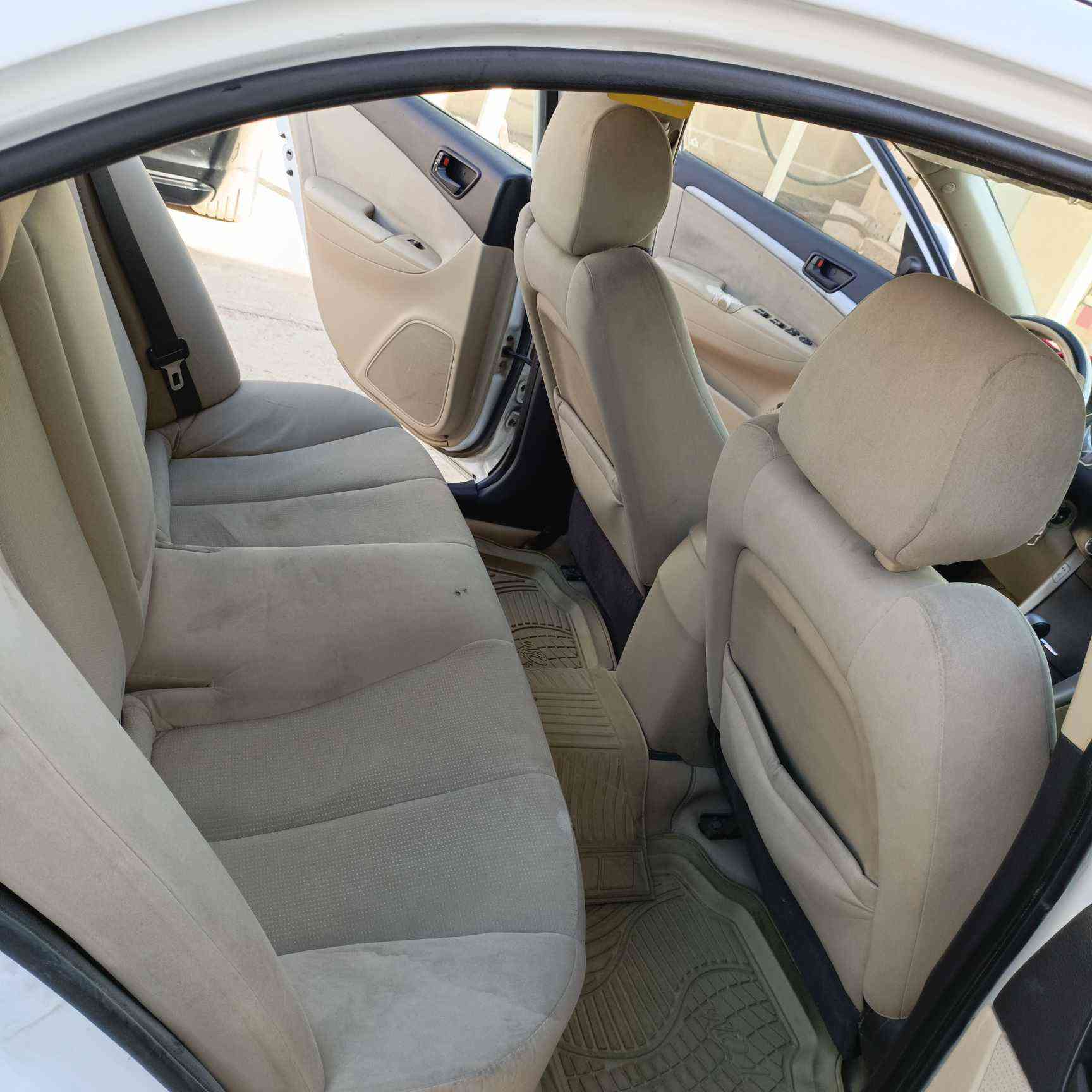 سوناته موديل 9 محرك  2400 دوش 
رقم بغداد انكليزي بسمي
 السياره بيها صفحه كامله جهت العبري 
محرك كير حداديه تخم تاير باتري كهربائيات كفالة 
عارضها 90 وبيها مجال العنوان بغداد  
***********
