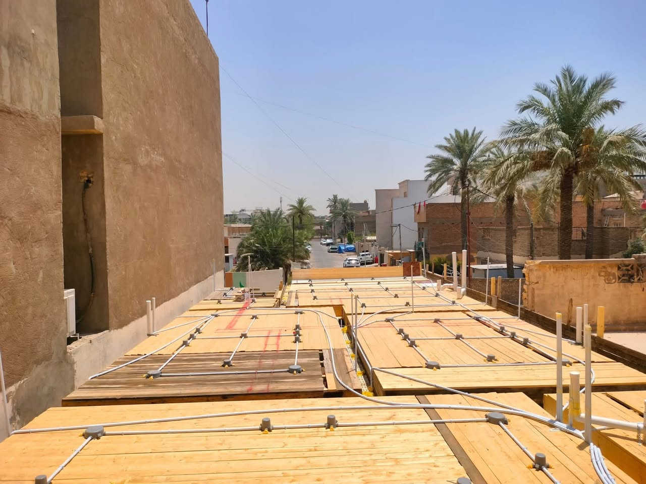 سلام عليكم نجار قالب  شغلي داخل بغداد كرخ وصافه ***********
