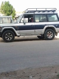 كالوبر هونداي • ١٩٩٢ • رقم نجف مميز