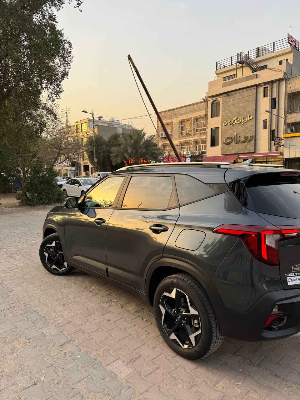 السلام عليكم اللبيع كيا سلتوز موديل 2025 وارد أمريكي دخول جديد (بدون رقم ) منفيس بأسمي بدون صبغ بدون تبديل ليبل واحد حتى الدعاميات حادثها بارد فقط بل جاملغ محرك 2000 دوش ماشيه 17الف 
——————————————————
موصفات :
1-شاشه متصله دجتل 
2-بصمه تشغل عن بعد 
3-تحكم ستيرن 
4- رادارات 360 درجه 
5- ويل كب كروم 17
6- تبريد قطعتن 
7- ترحب + أشاير بل مري 
8- فور ويل +نضام نزول المنحذرات 
9- تدفئه كشنات باقي الموصفات معروفه 
————————————————-
مكاني بغداد الحريه *********** بغداد, العراق
