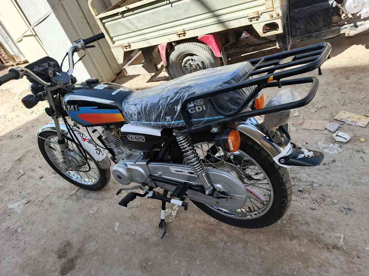 سلام عليكم اربعه كير نامه امتياز أوراق اسكنر مديل 2026 كفاله عامه محرك برغي ما مفتوح علا بلاد بيهه تخم تاير جديد كهربائيات كلهه شغاله دراجه كلش نضيفه وجاهزة مال جنيان مكانها الديوانيه مامتواجد ع خاص ماجاوب فقط تصال عل رقم ***********
