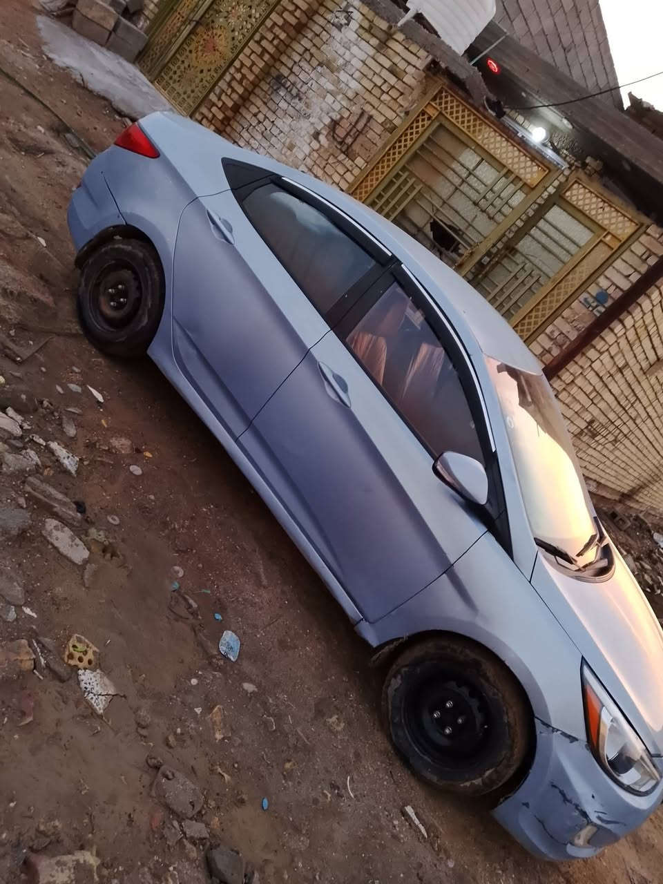 السلام عليكم ورحمه الله وبركاته سياره اكسنت للبيع موديل 15 سياره خليجي الماكينه 1400ا
*********** استفسار السعر 90 وبيهة مجال
