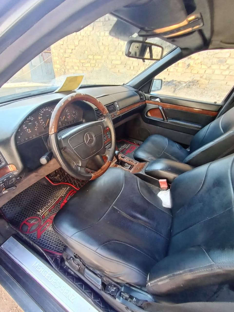 السلام عليكم مرسيدس شبح ٩٣حجم٣٢٠ لبيع سعر٦٥رقم الهاتف *********** رقم بغداد
