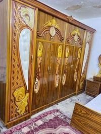 غرفه اخشاب مستعمله للبيع نضيفه 6ابواب ملحق الزاويه كنتوريه السعر 600بغ...