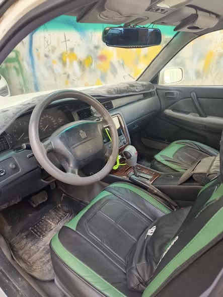 سلام عليكم راس الثور ايسر بلادي سياره مكفوله تبريد شغال 0770 872 3852///سياره جديده جديدة مابيها نقص مديل 1998///////‏‪***********‬‏
