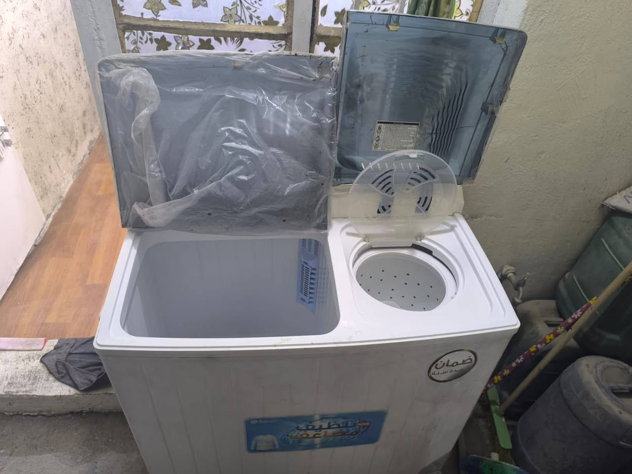 سلام عليكم من رخصت الادمن اغراض بيت للبيع  مستعملات شي قليل تقريبا 3 اشهر 
للاستفسار الاتصال بالرقم ***********
مكانهن كاضميه وتوصيلهن مجاني بعد المشاهده والشراء
